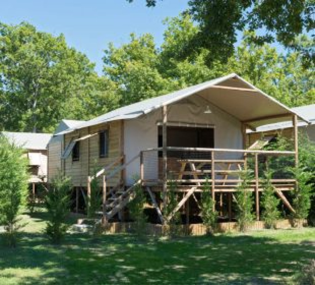 cabane lodge camping Saint-Palais-sur-Mer