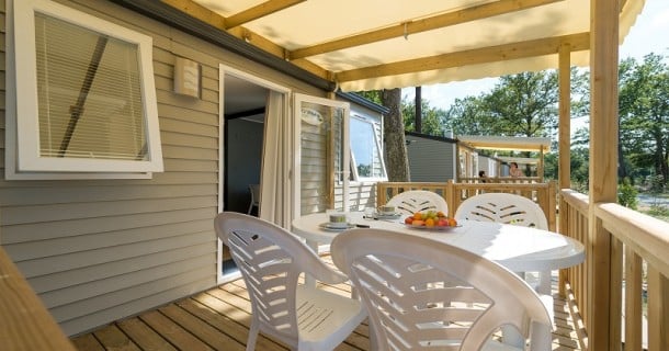 mobil home avec grande terrasse en charente maritime