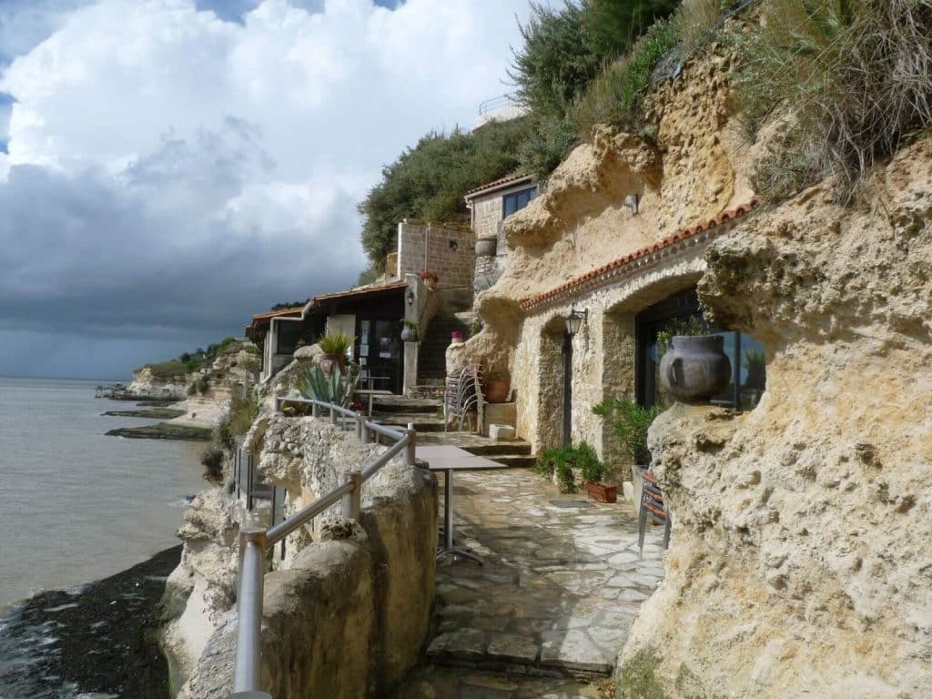 Village troglodyte - Meschers-sur-Gironde au bord de mer