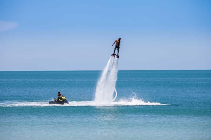 activité insolite à royan flyboard