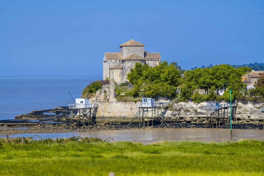 talmont-sur-gironde, aquitaine